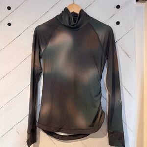 Stylish Camouflage Long Sleeve Women's Top